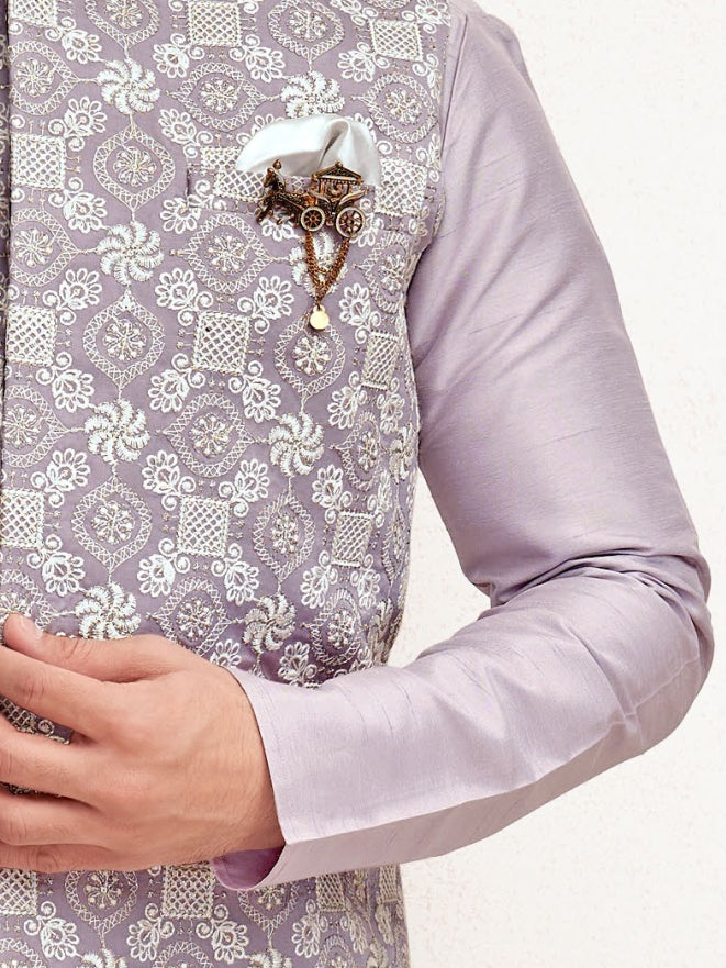 VARMILAN - KOTIKURTA - 16