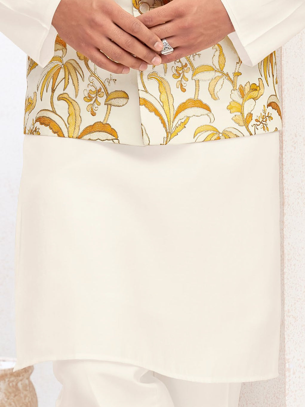VARMILAN - KOTIKURTA - 11
